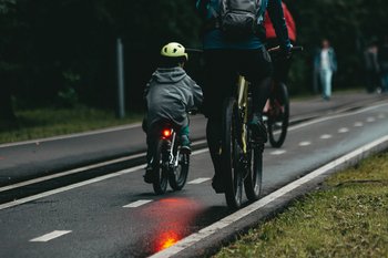 Как безопасно ездить на велосипеде по городу и получать от этого удовольствие.